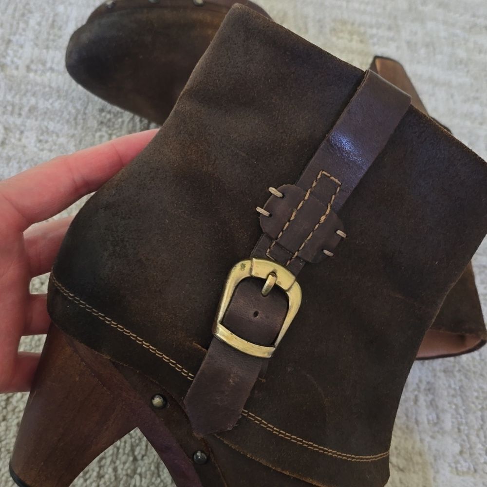 Earthies | LACARNE Leather Ankle Boots with Wooden Platform - Picture 3 of 8